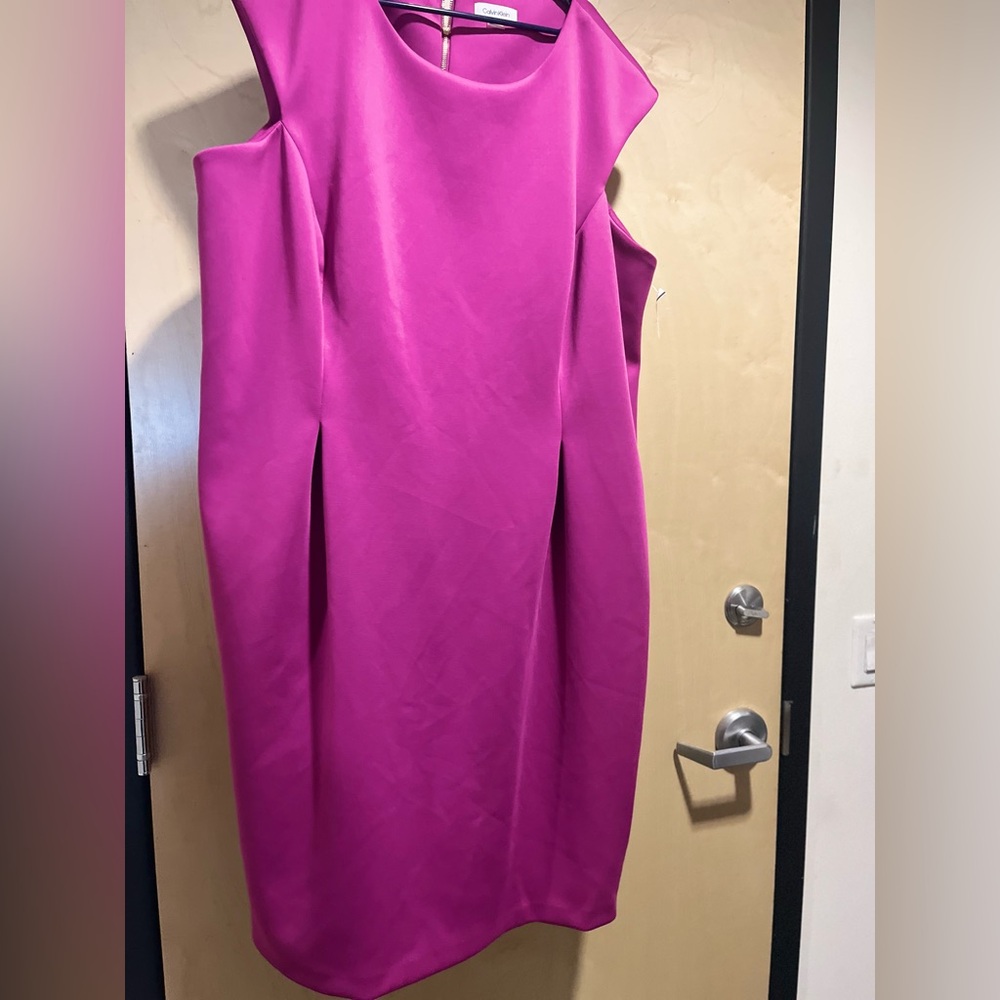 24w Plus Size Calvin Klein Pink Pleated Sheath Cocktail Dress